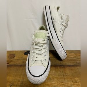 Converse Allstar Chuck Taylor low top white sneaker, women’s size 7